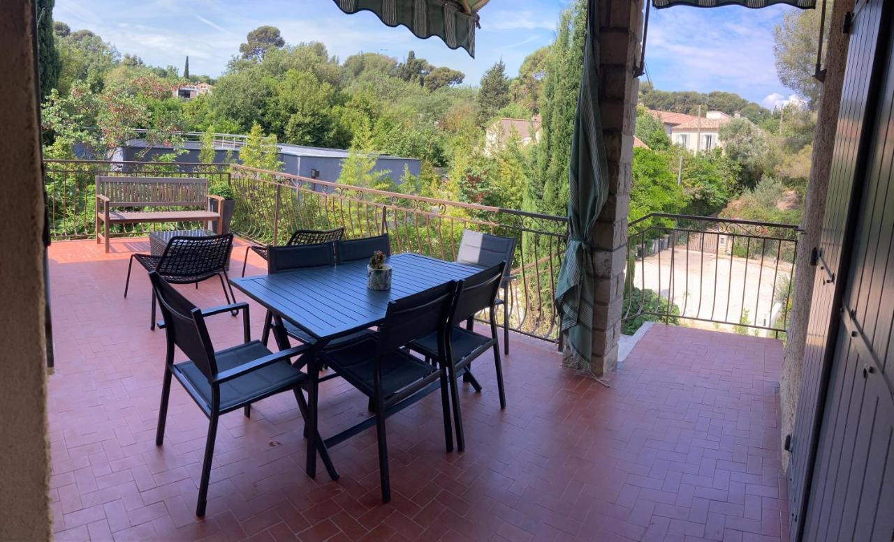 De Avec Terrasse Privative Jardin Et Parking Pres Des Plages Apartment